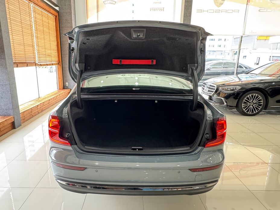 Volvo S60 2023