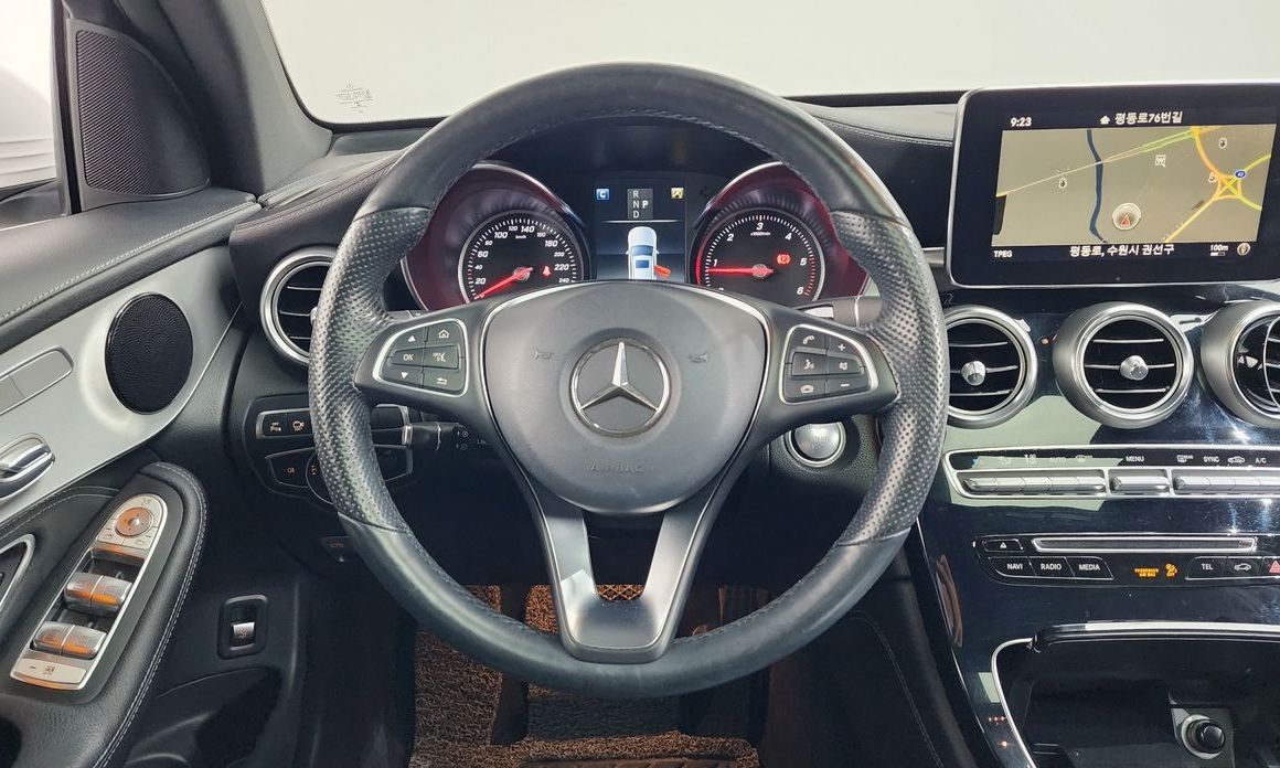 Mercedes-Benz GLC-Class 2018