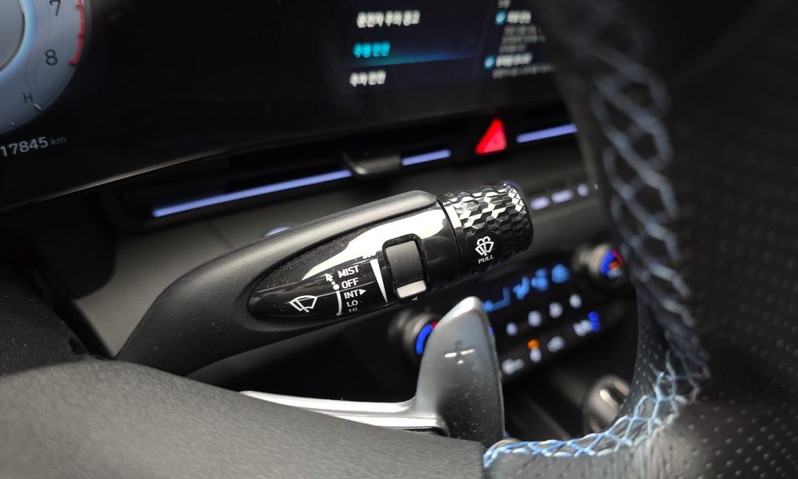 Hyundai AVANTE 2024