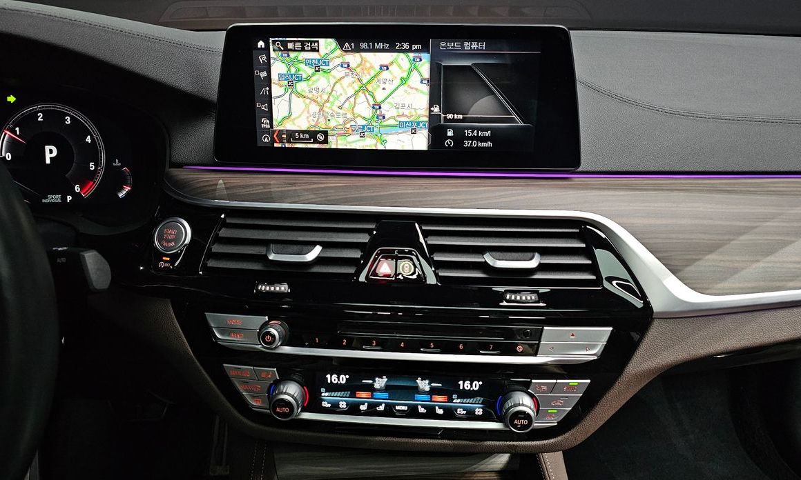 BMW 5-Series 2019