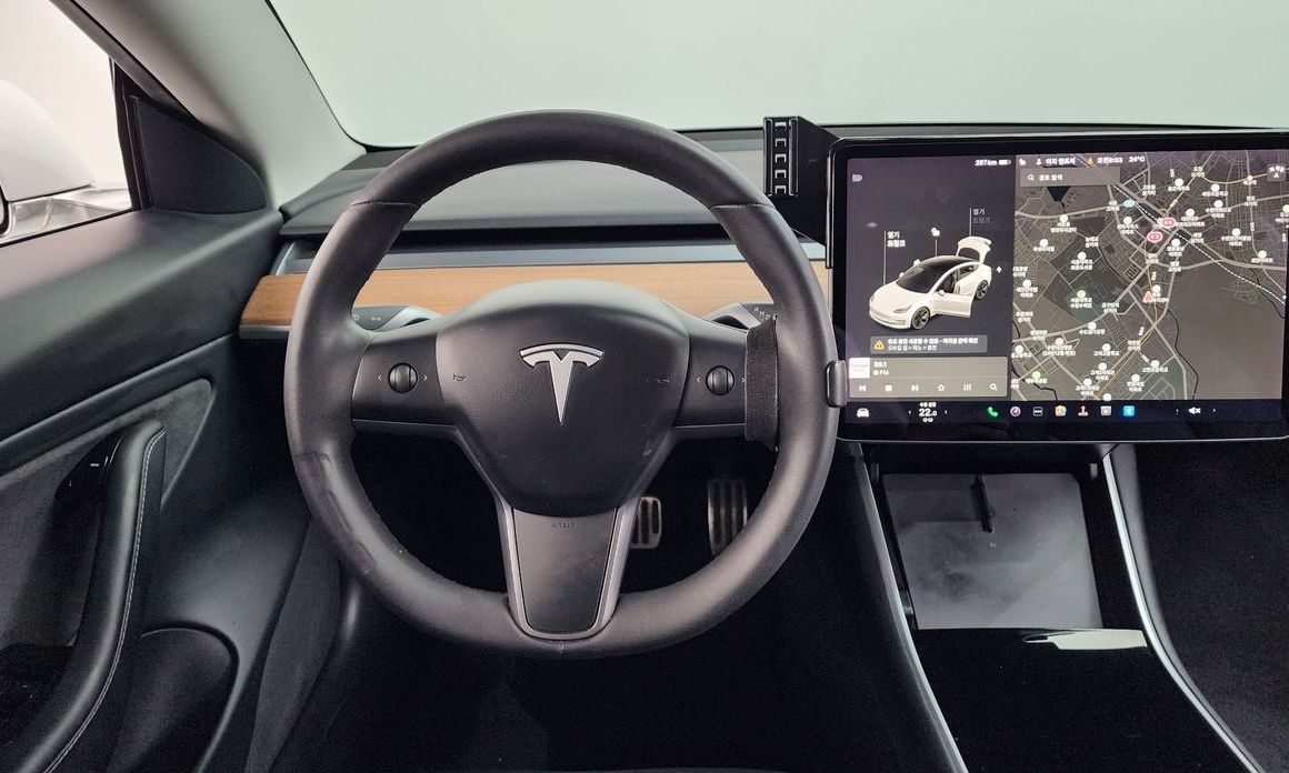 Tesla Model 3 2020