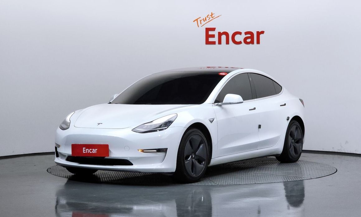 Tesla Model 3 2020