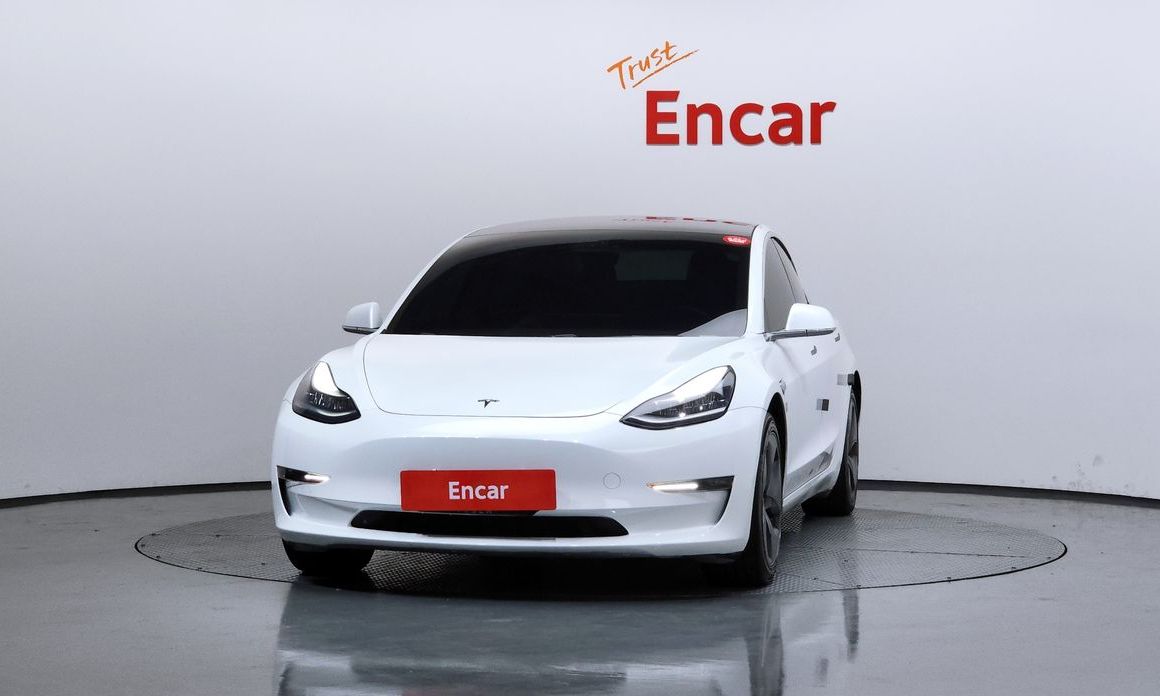 Tesla Model 3 2020