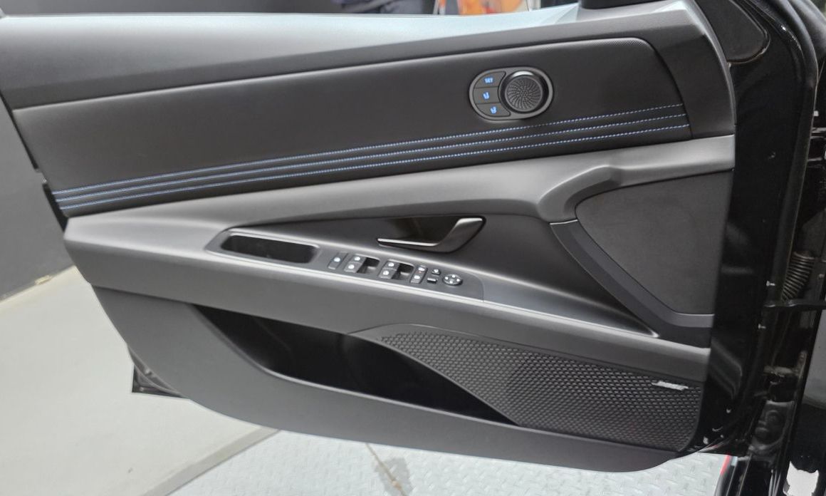 Hyundai AVANTE 2024