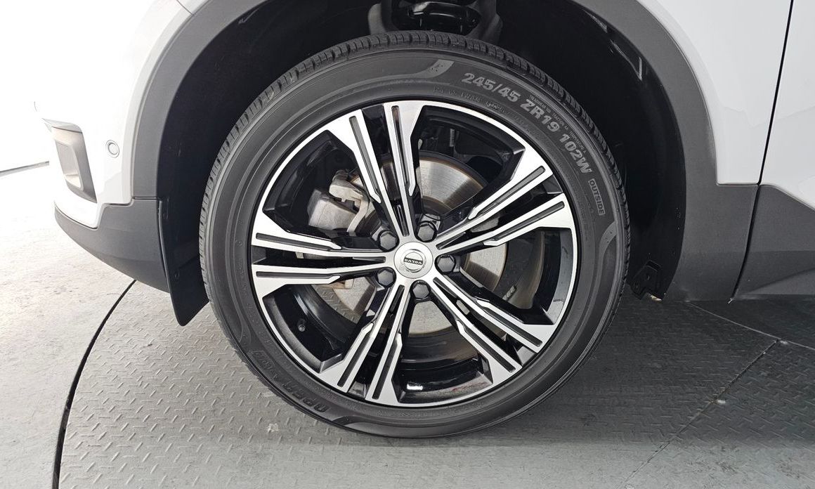 Volvo XC40 2022