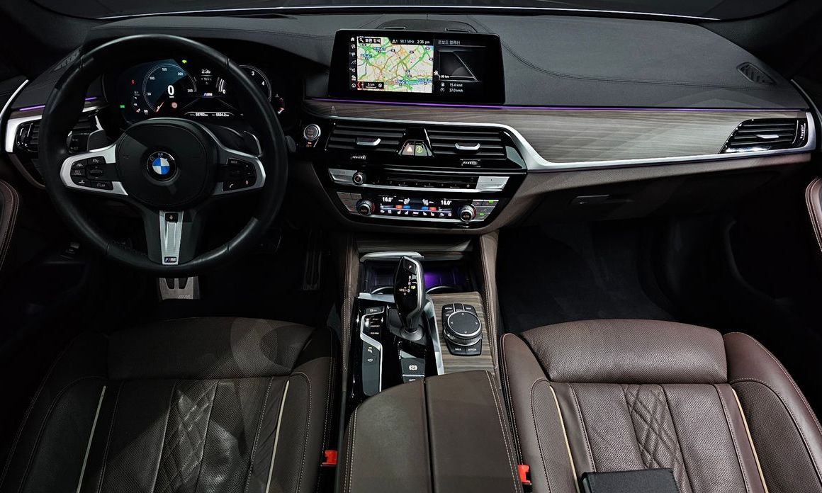 BMW 5-Series 2019