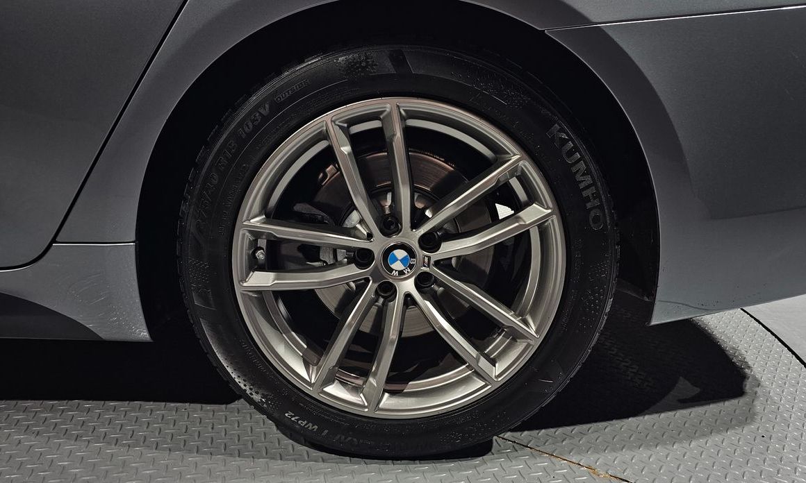 BMW 5-Series 2019