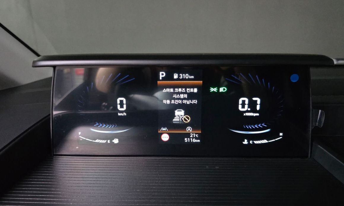 Hyundai Staria 2025
