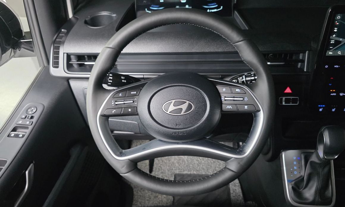 Hyundai Staria 2025