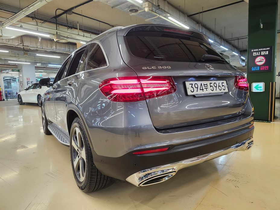 Mercedes-Benz GLC-Class 2019