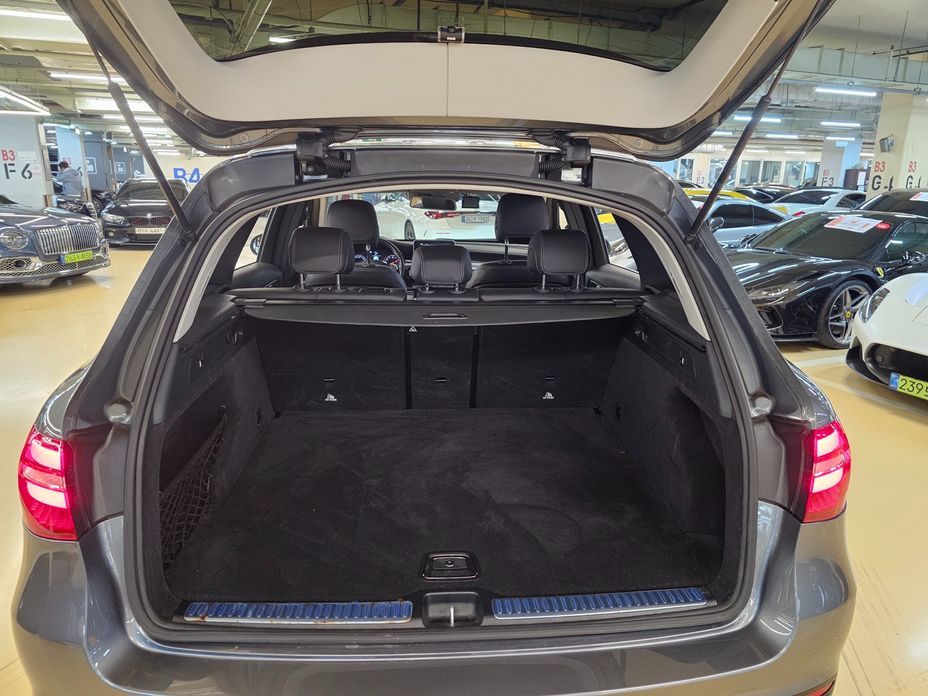 Mercedes-Benz GLC-Class 2019