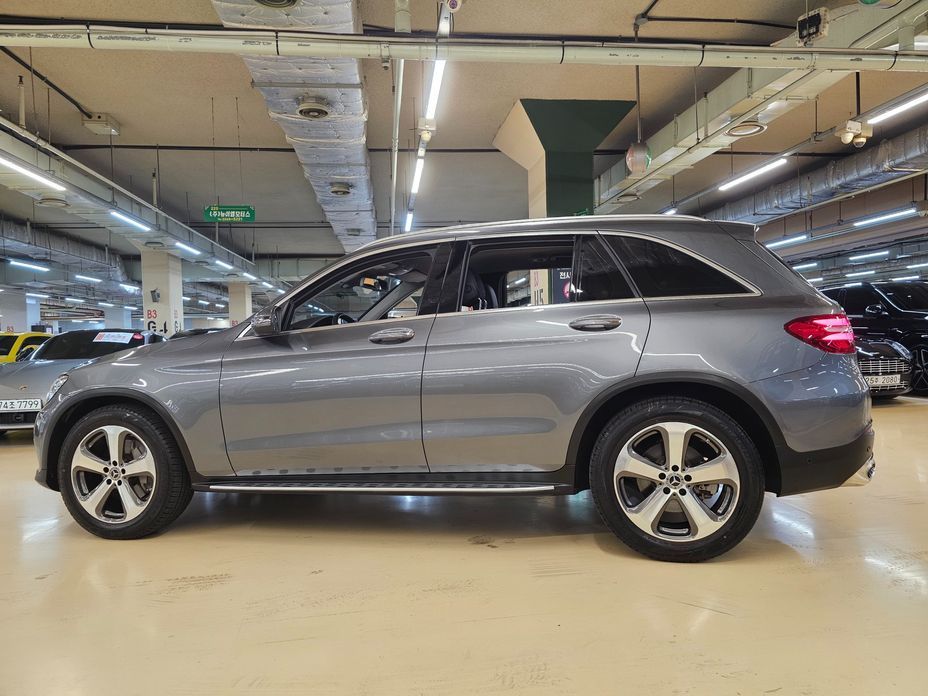 Mercedes-Benz GLC-Class 2019