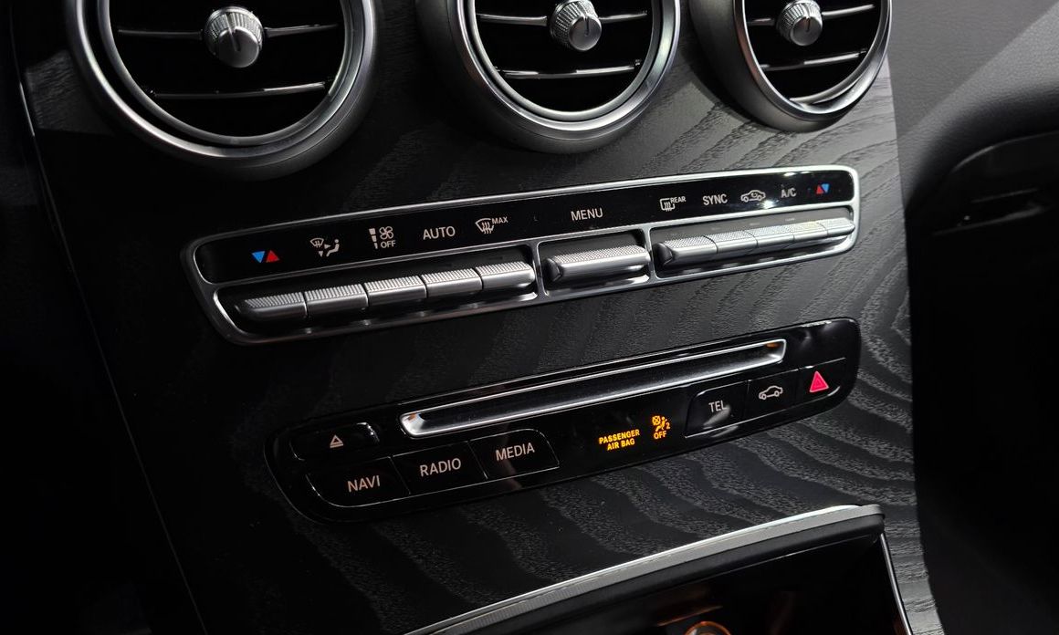 Mercedes-Benz GLC-Class 2019