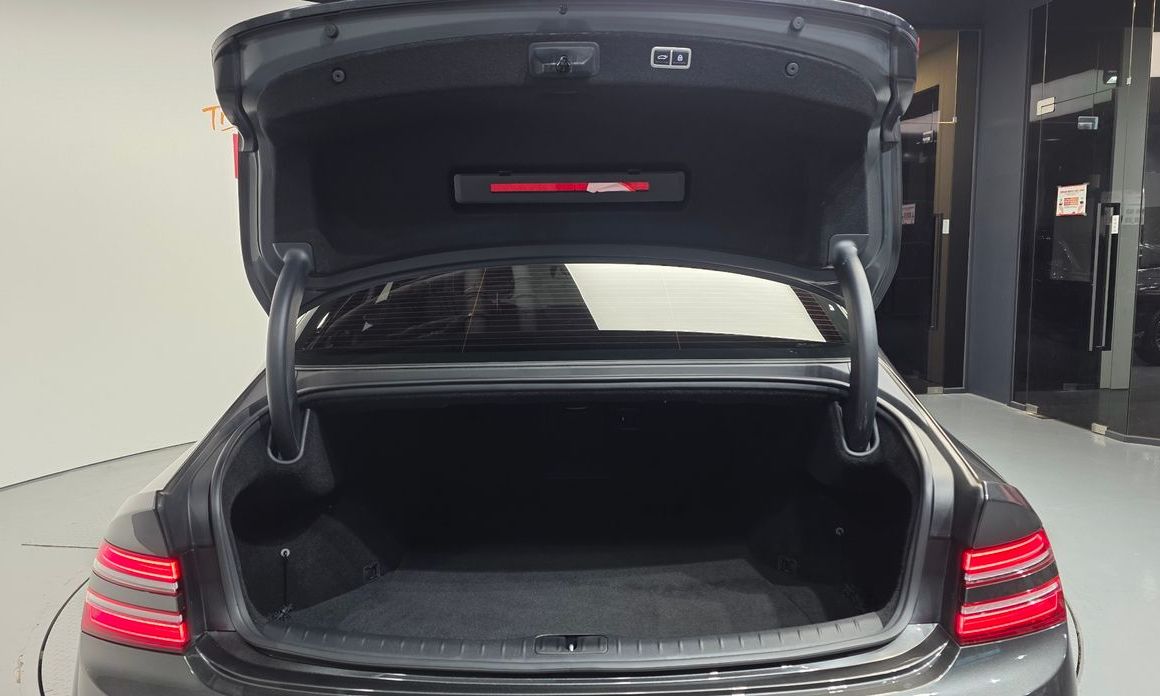 Genesis G80 2023