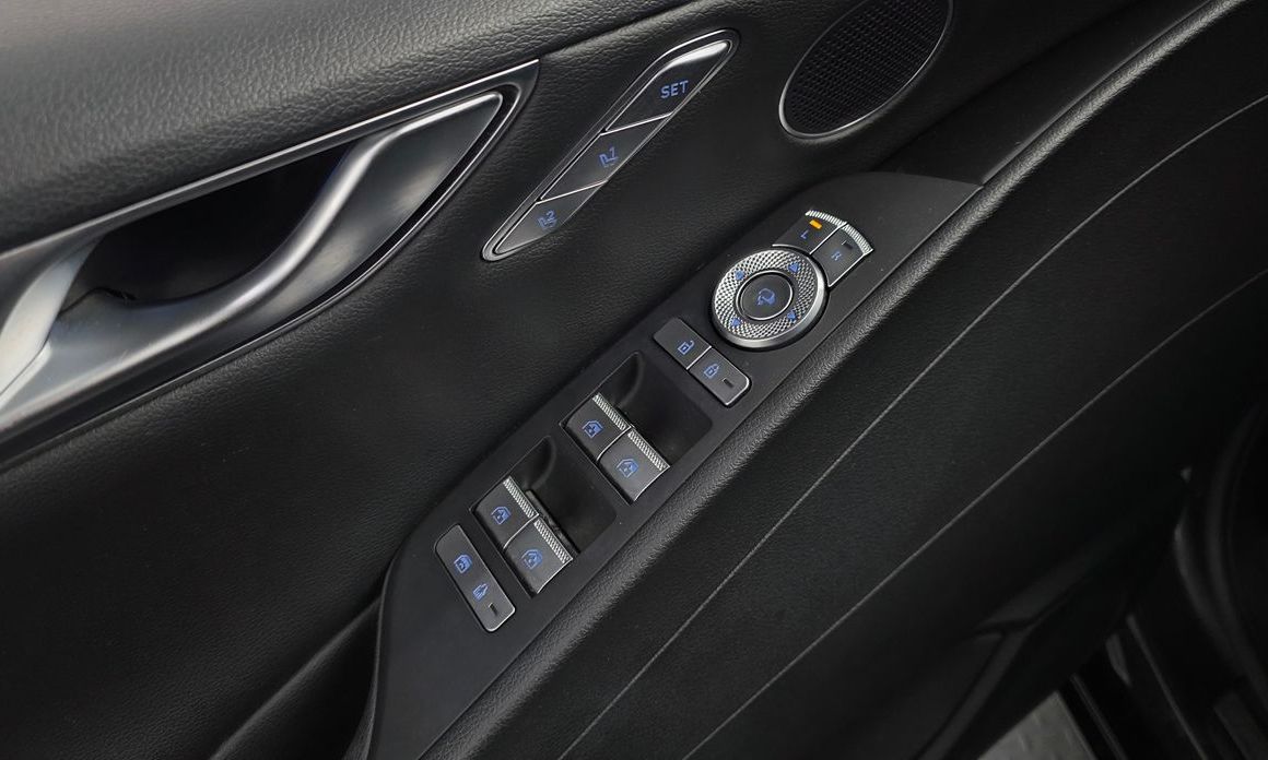 Genesis G80 2023