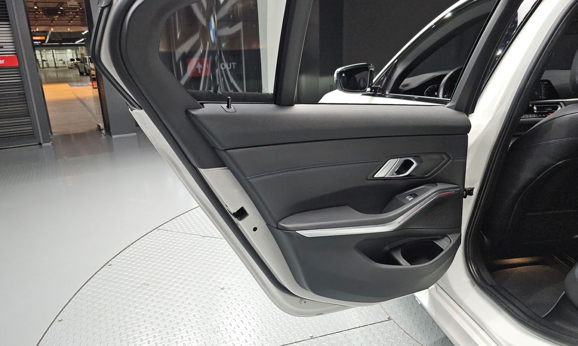 BMW 3-Series 2022