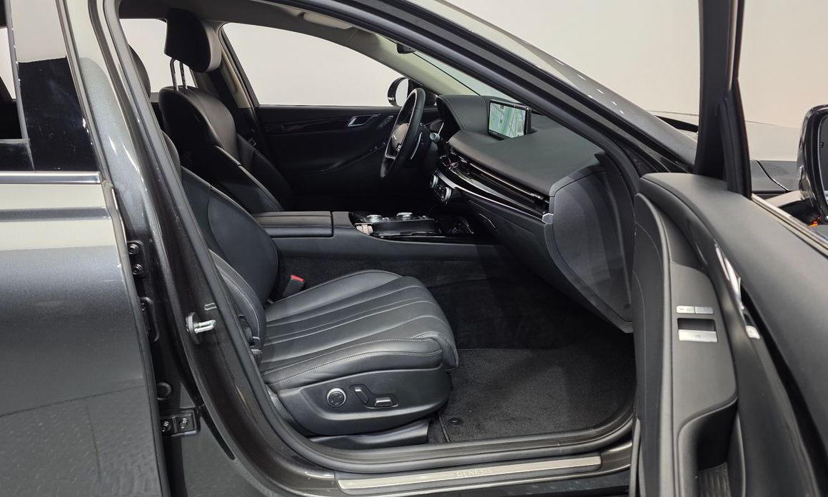 Genesis G80 2023