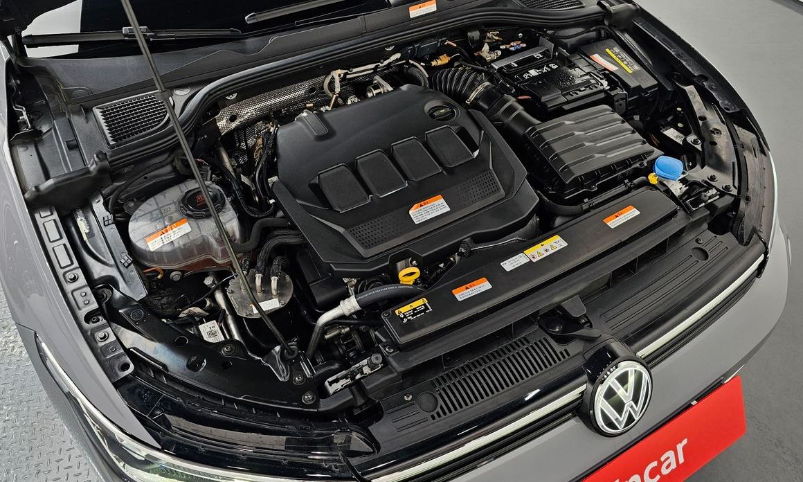 Volkswagen Golf 2025