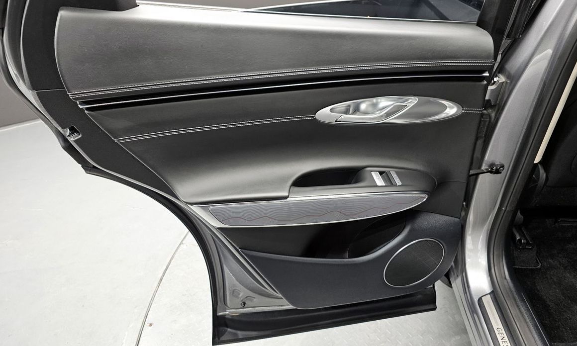 Genesis GV70 2023