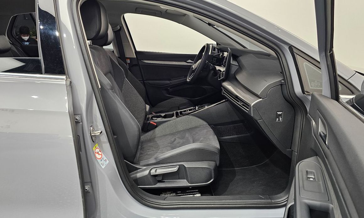 Volkswagen Golf 2025