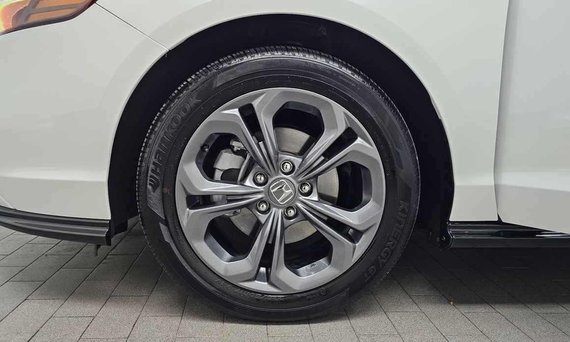 Honda Accord 2024
