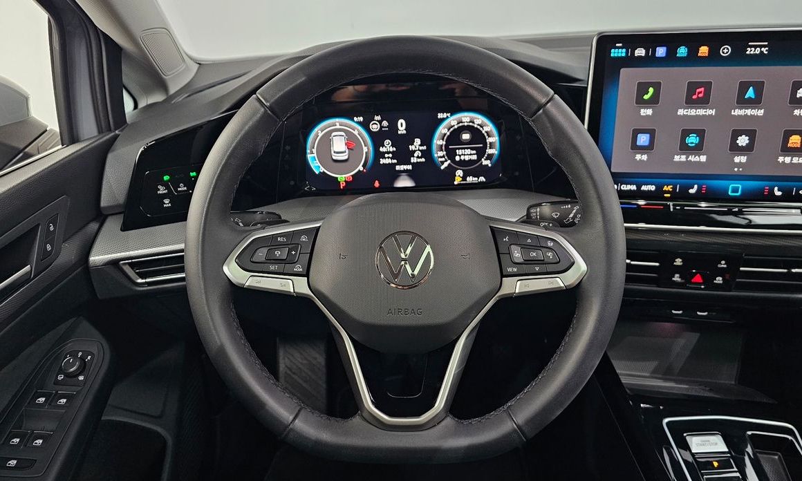 Volkswagen Golf 2025