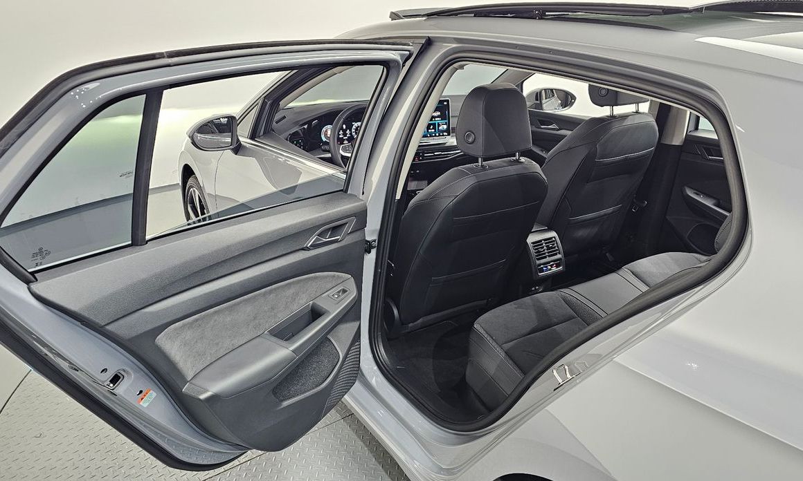 Volkswagen Golf 2025