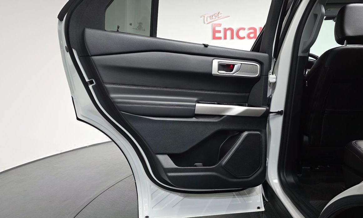 Ford Explorer 2023