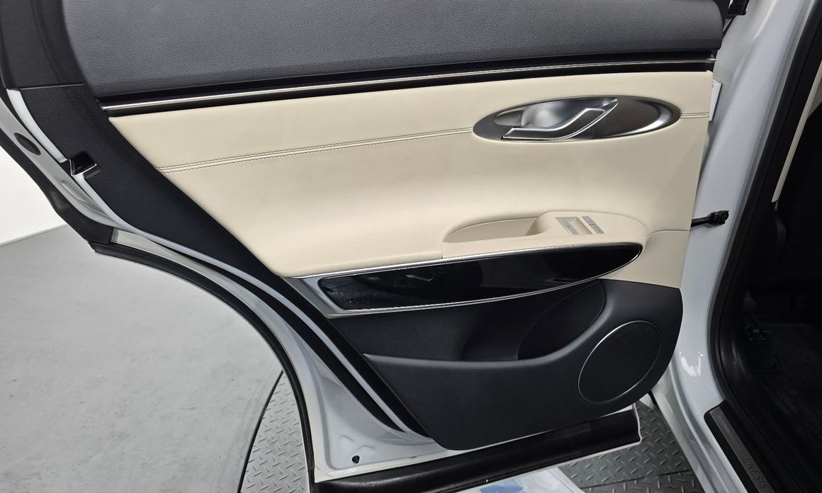 Genesis GV70 2021