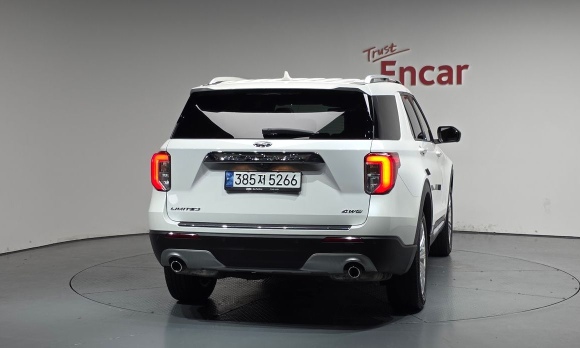 Ford Explorer 2023