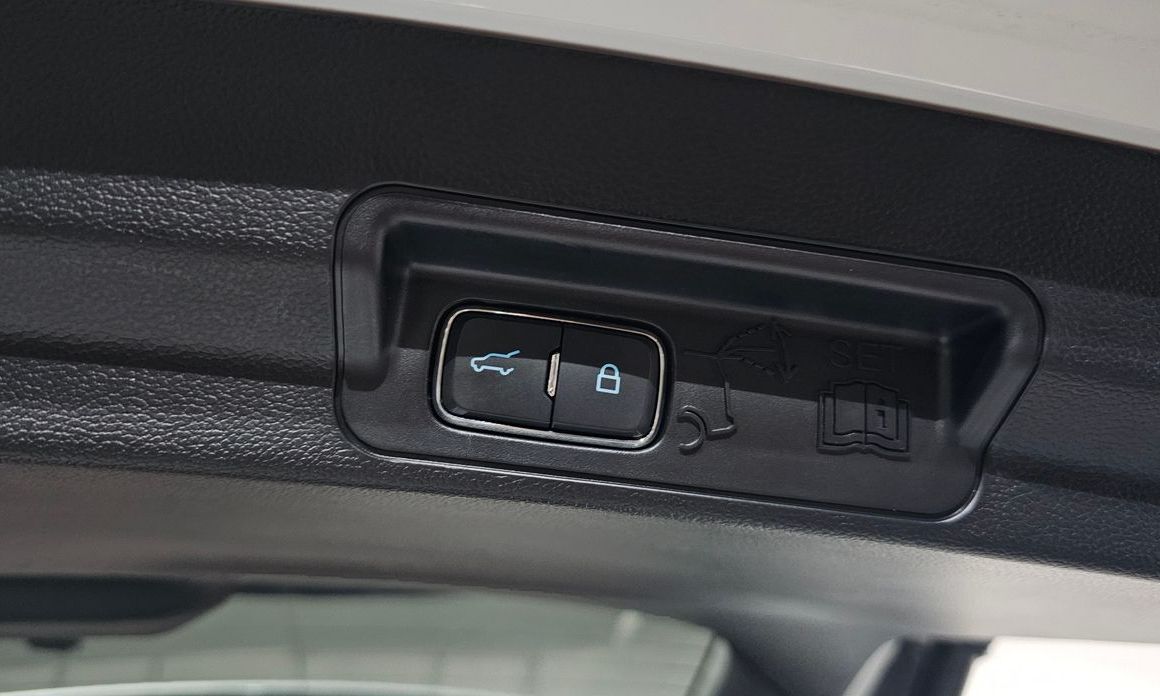 Ford Explorer 2023