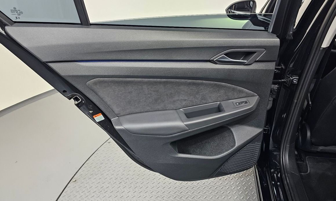 Volkswagen Golf 2025