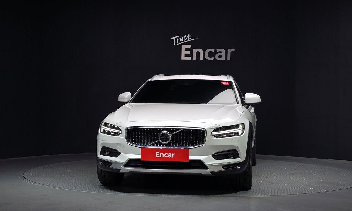 Volvo V90 2021