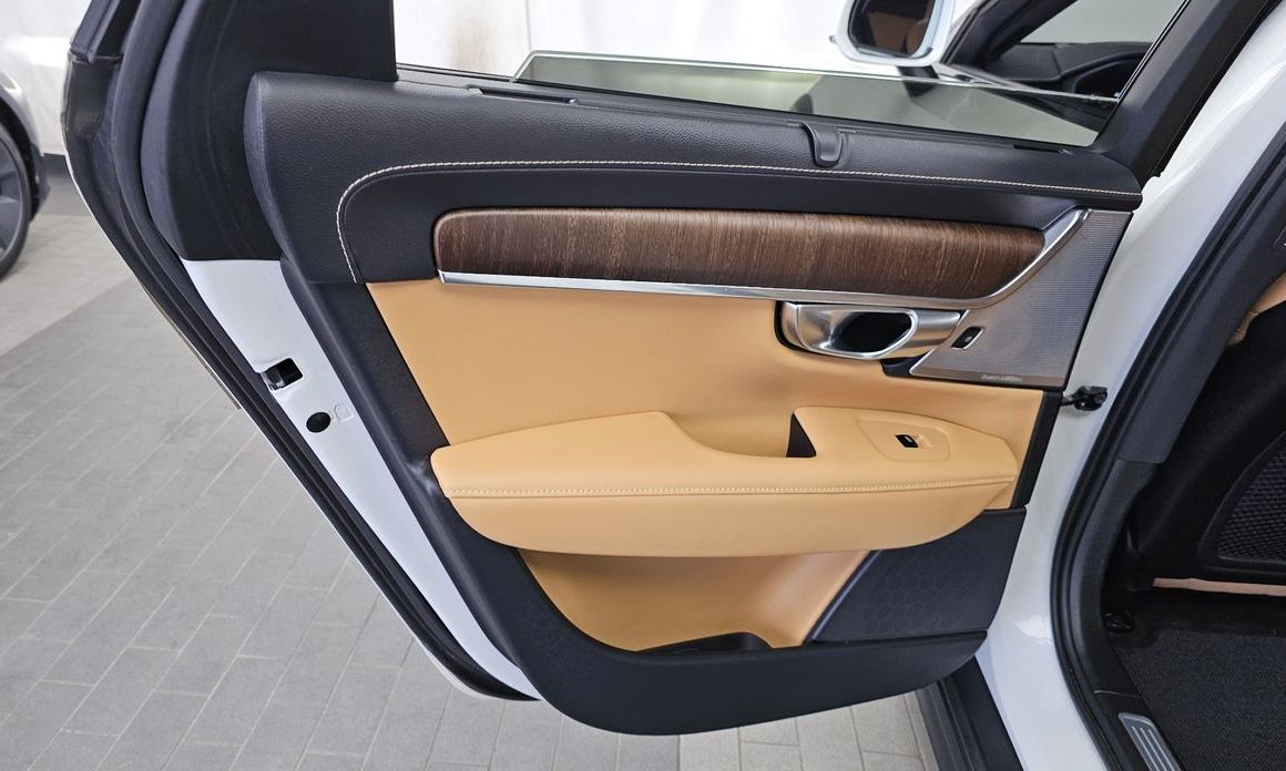Volvo V90 2021