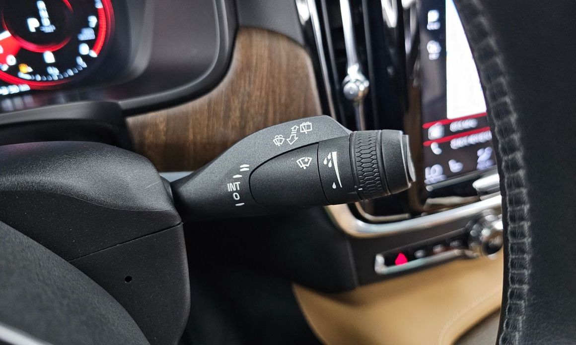 Volvo V90 2021