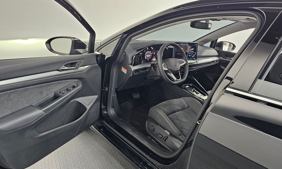 Volkswagen Golf 2025