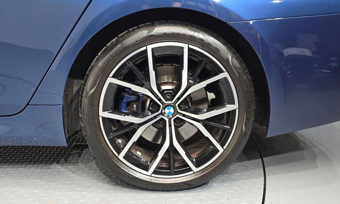 BMW 5-Series 2021