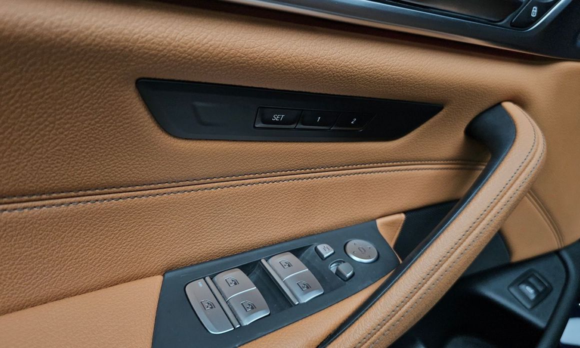 BMW 5-Series 2022
