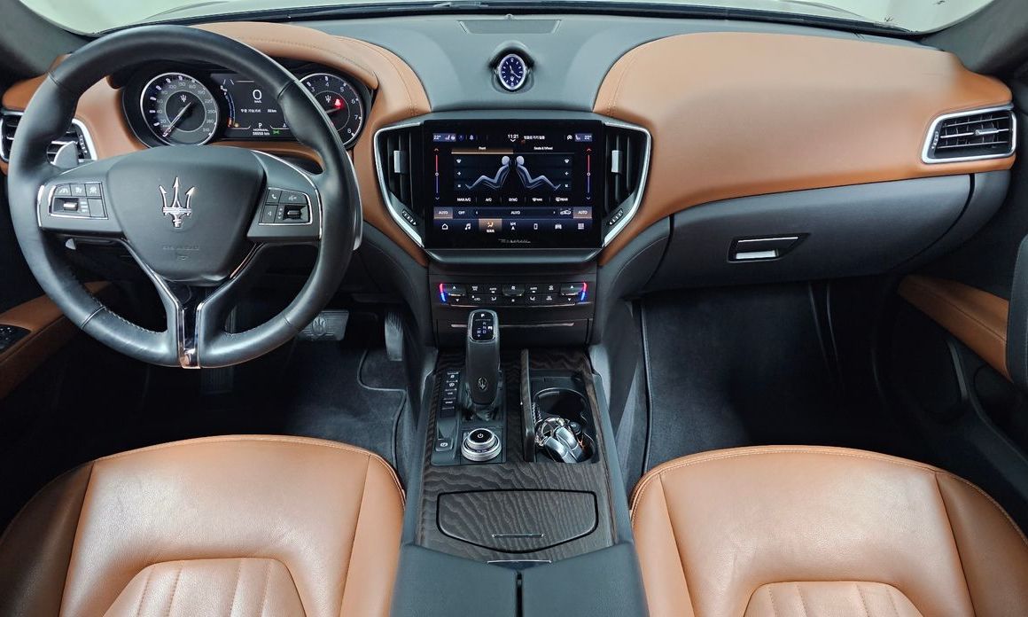 Maserati Ghibli 2022