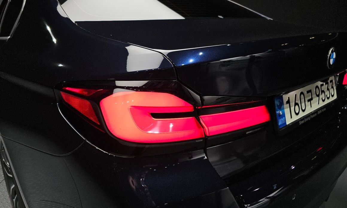 BMW 5-Series 2022