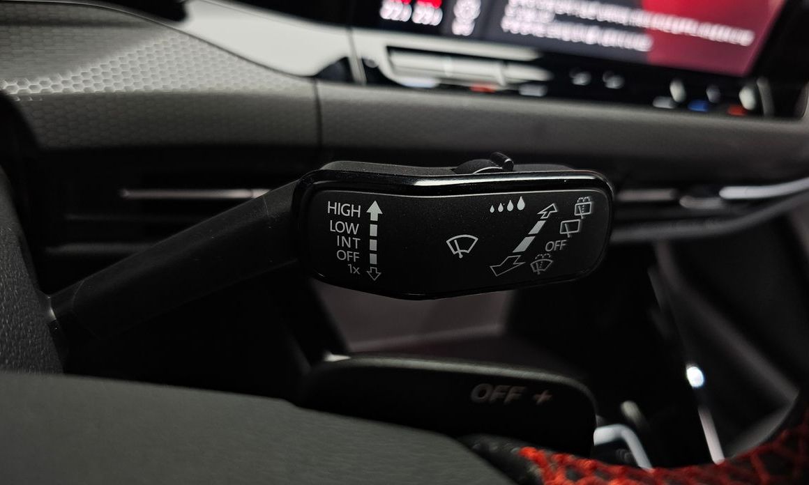 Volkswagen Golf 2024