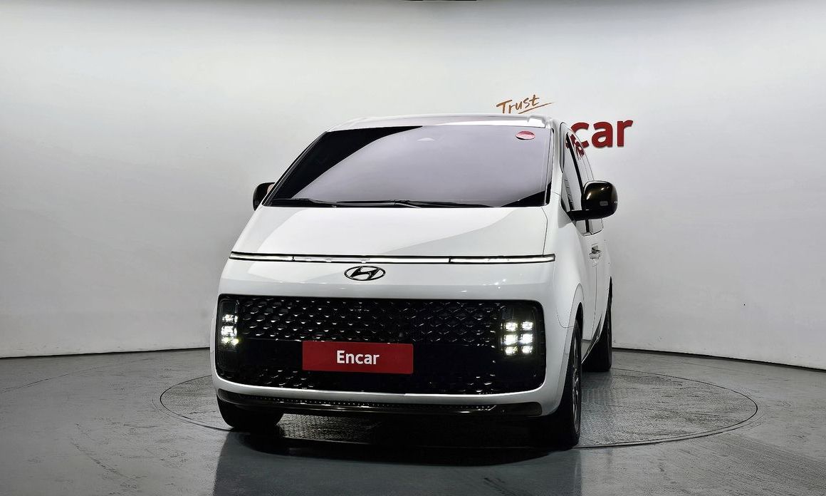 Hyundai Staria 2024
