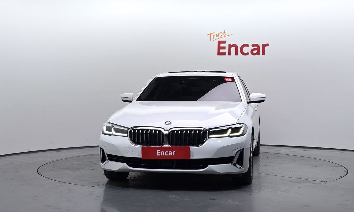 BMW 5-Series 2021