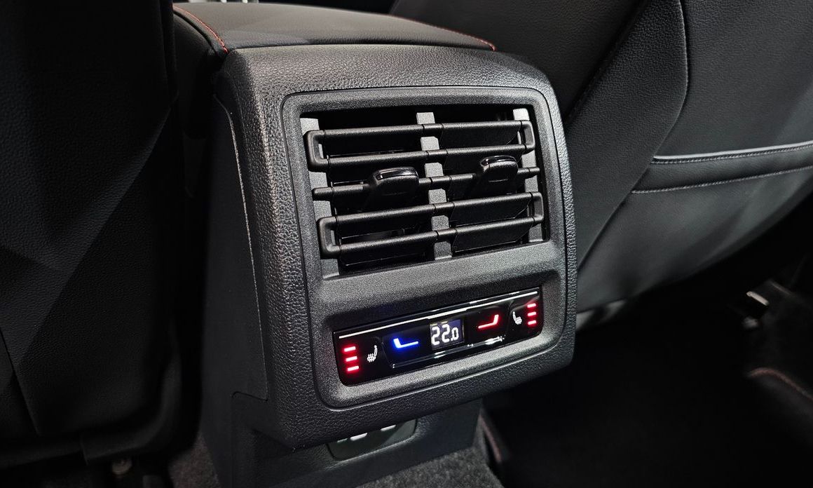 Volkswagen Golf 2024