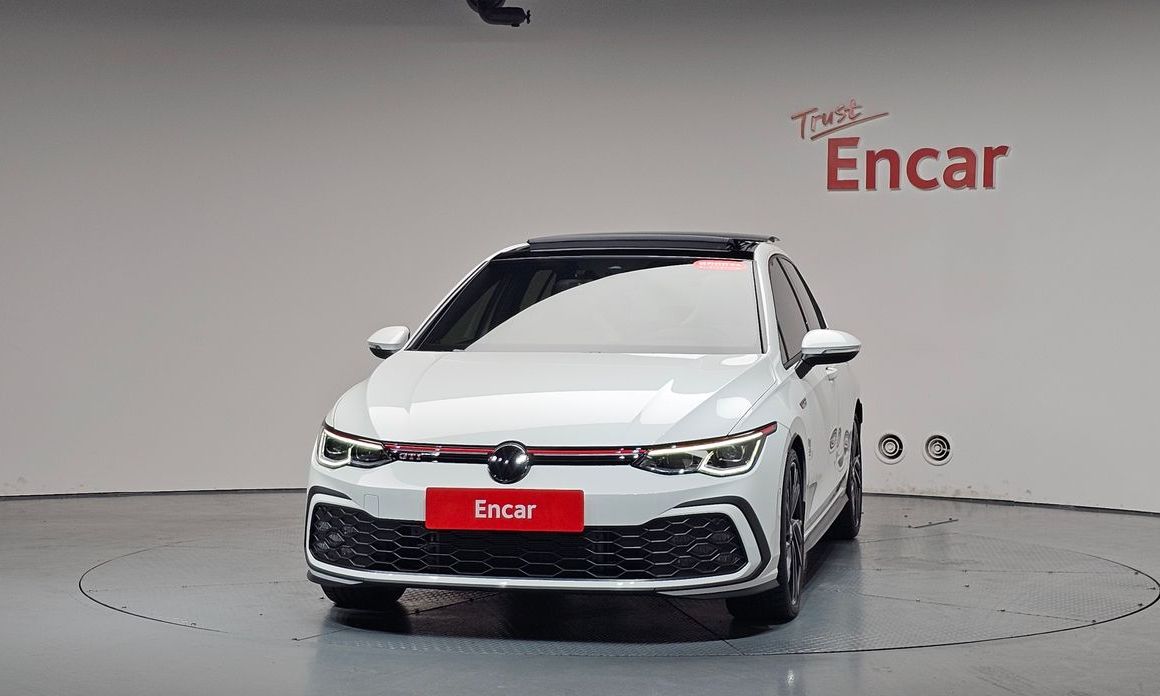 Volkswagen Golf 2024