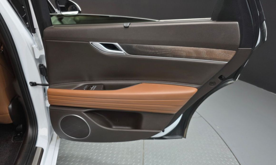 Genesis G80 2022