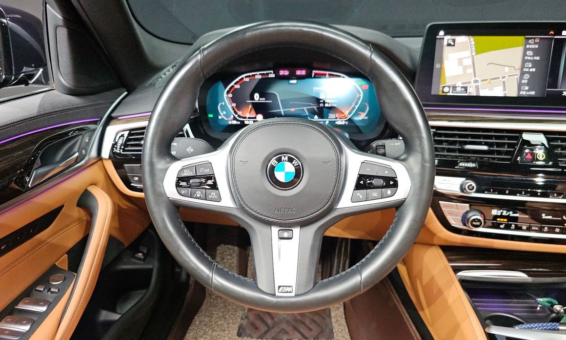 BMW 5-Series 2022