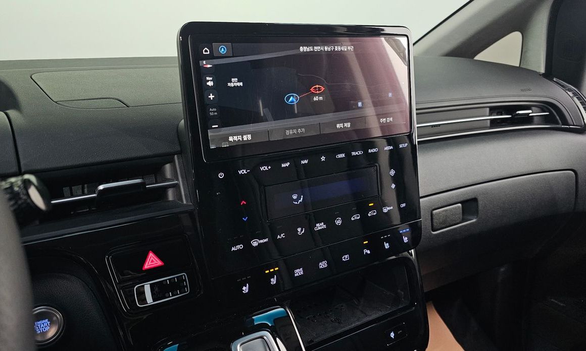 Hyundai Staria 2024