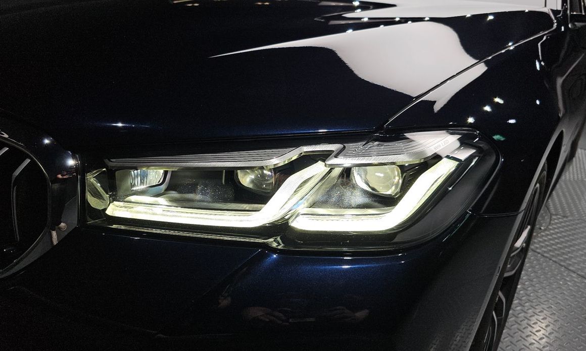 BMW 5-Series 2022
