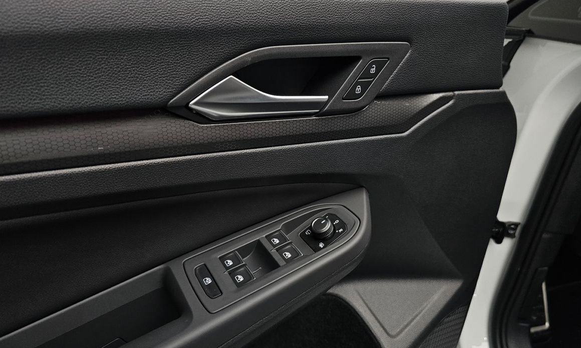 Volkswagen Golf 2024